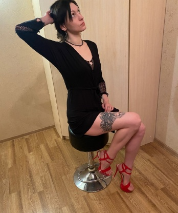 сладкий! 👄 Хочешь окунуться в мир наслаждения и страсти? Тогда ты попал по адресу! Я экспертка в доставлении удовольствия и готова исполнить все твои сокровенные желания...💦 Ты можешь полностью расслабиться и довериться моим опытным рукам и губкам. Я обещаю, ты не пожалеешь! 😈🔥
В Москве я нашла свою вторую родину. Здесь я сочетаю страсть с нежностью, создавая неповторимую атмосферу нашего встречи. Фото, которые ты видишь здесь, полностью соответствуют моей внешности. Заводные формы, упругая грудь, стройные ножки – это все обо мне. 😉
У меня есть своя студия, где мы можем насладиться друг другом в уютной обстановке. Мы можем провести время наедине в отеле или я могу приехать к тебе. Мне важно, чтобы каждая встреча была незабываемой. 💫
Отзывы моих довольных клиентов говорят сами за себя. У меня есть много постоянных поклонников, которые наслаждаются каждым мгновением с мной. Ищешь сексуальное приключение в Москве? Тогда свяжись со мной и я сделаю твои фантазии реальностью. 💋💫 Уль