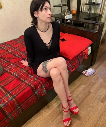 сладкий! 👄 Хочешь окунуться в мир наслаждения и страсти? Тогда ты попал по адресу! Я экспертка в доставлении удовольствия и готова исполнить все твои сокровенные желания...💦 Ты можешь полностью расслабиться и довериться моим опытным рукам и губкам. Я обещаю, ты не пожалеешь! 😈🔥
В Москве я нашла свою вторую родину. Здесь я сочетаю страсть с нежностью, создавая неповторимую атмосферу нашего встречи. Фото, которые ты видишь здесь, полностью соответствуют моей внешности. Заводные формы, упругая грудь, стройные ножки – это все обо мне. 😉
У меня есть своя студия, где мы можем насладиться друг другом в уютной обстановке. Мы можем провести время наедине в отеле или я могу приехать к тебе. Мне важно, чтобы каждая встреча была незабываемой. 💫
Отзывы моих довольных клиентов говорят сами за себя. У меня есть много постоянных поклонников, которые наслаждаются каждым мгновением с мной. Ищешь сексуальное приключение в Москве? Тогда свяжись со мной и я сделаю твои фантазии реальностью. 💋💫 Уль